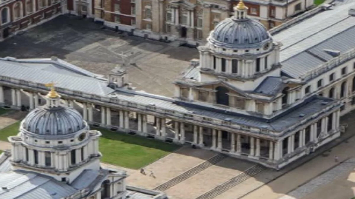 Exploring the University of Greenwich: Campuses, Courses, and Community